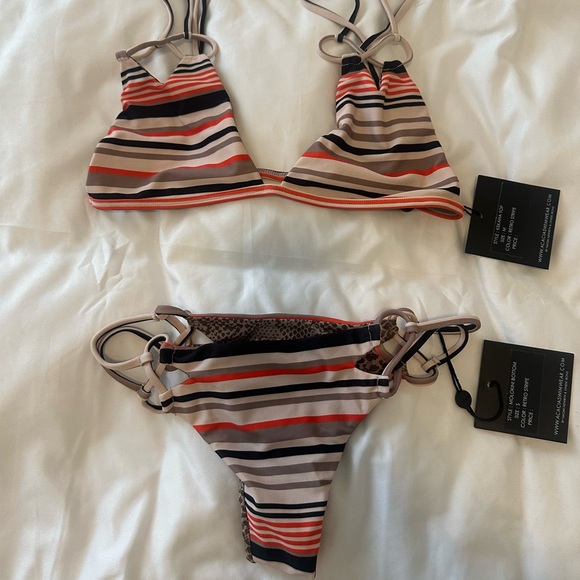 Set top (M) bottom (S) - Picture 1 of 3